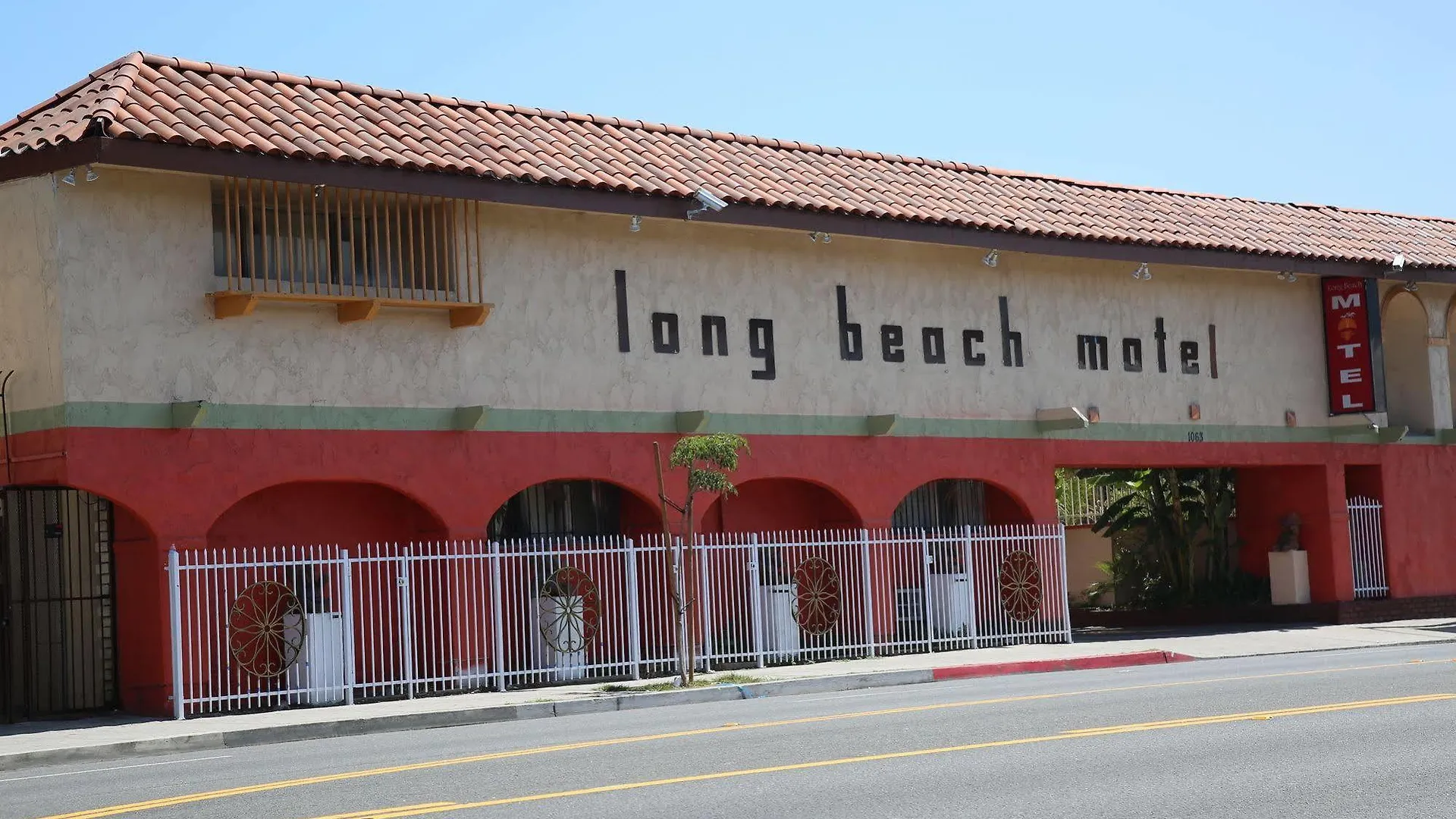 Long Beach Motel